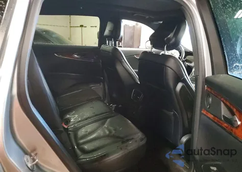 2020 Lincoln Nautilus Reserve z USA, uszkodzony, nr VIN 2LMPJ8K9XLBL34335